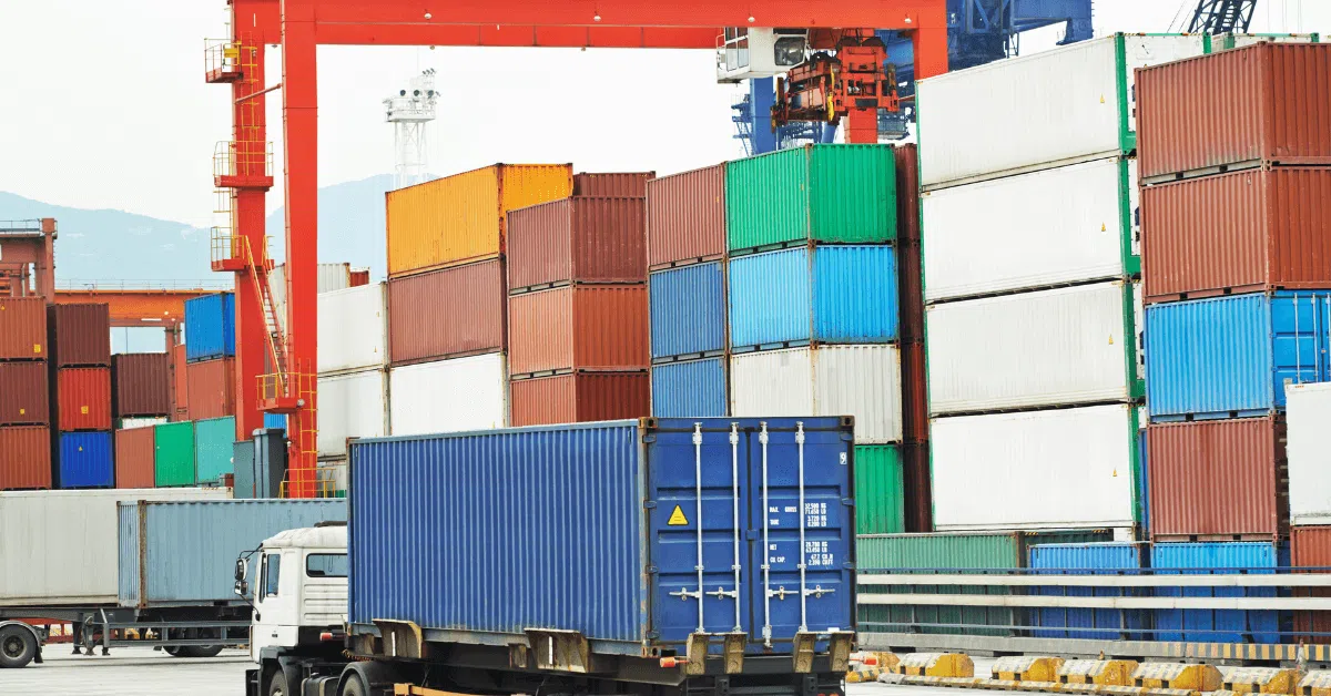 什么是多式联运，若何通过多式联运优化全球货物运输