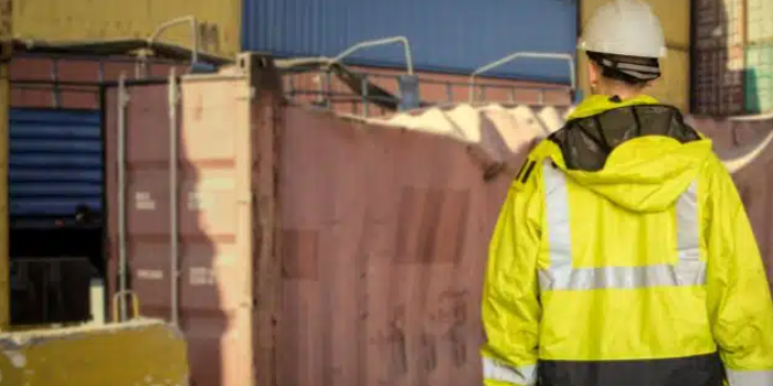 有什么原因导致海运集装箱运输途中败坏？